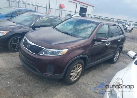 2015 Kia Sorento Lx z USA, uszkodzony, nr VIN 5XYKT3A62FG585798